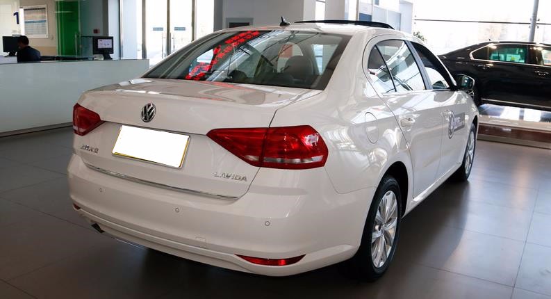 刘维为舞台剧《我的小伙伴》插曲拍摄MV 电音风加“字母舞”魅力无限-必一运动官网(图4) bsports必一体育