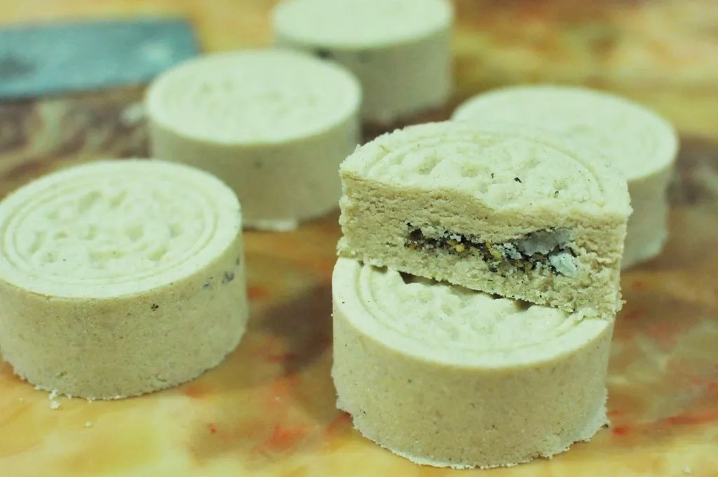 bsports必一体育-皓镧传配角也很有看点! 袁春望高贵妃变夫妻?(图3) 必一运动bsport体育