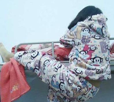 
笑话段子搞笑图片：老丈人 咱说话委婉点好不！_必一运动官网(图16)