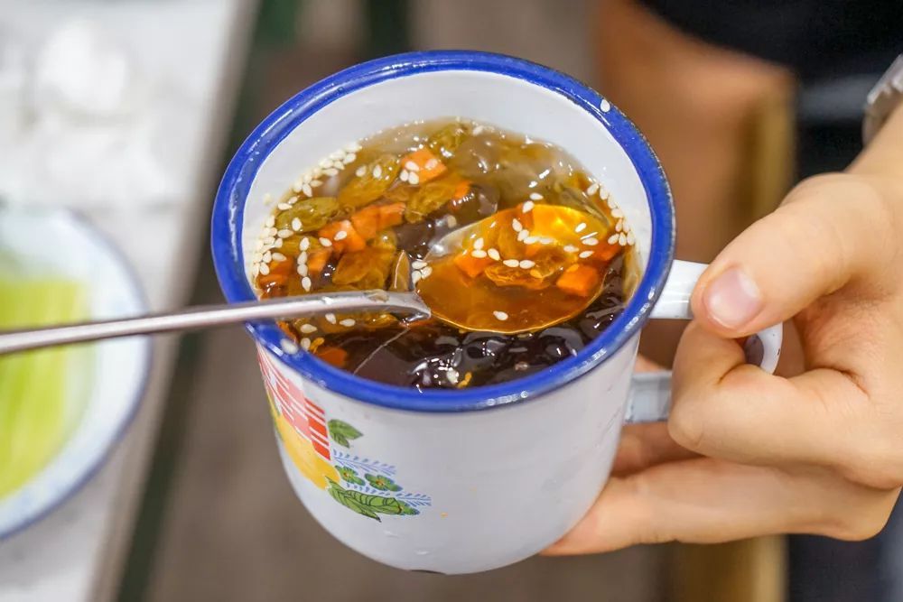 “bsports必一体育”《火星撞地球》苑子文自曝情书往事 女嘉宾被男友花式翻手机(图1) 必一运动bsport体育