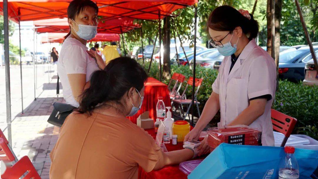 必一运动|
街坊服务更利便！张槎玉带社区党群服务中心揭牌建立！(图3)