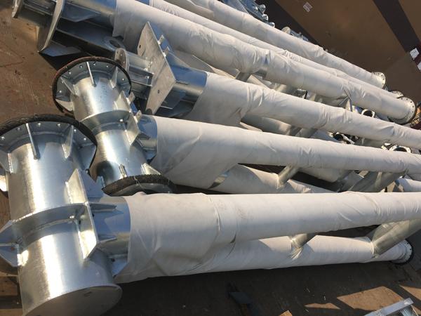 “必一运动”《老男孩》插曲光的方向是谁唱的?完整歌词介绍(图2) 必一运动官网