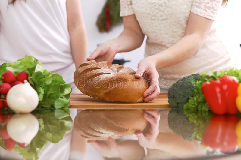 美军首次承认遭遇UFO:网络疯传视频为真_必一运动官网(图2) 必一运动bsport体育